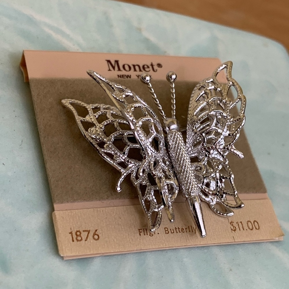 Monet | Vintage NWT Silver 3 D Butterfly Brooch Pin - Picture 4 of 11